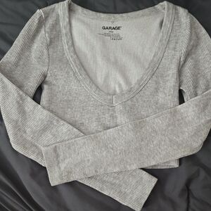 Garage Women's Light Gray Ribbed V-Neck Crop Top